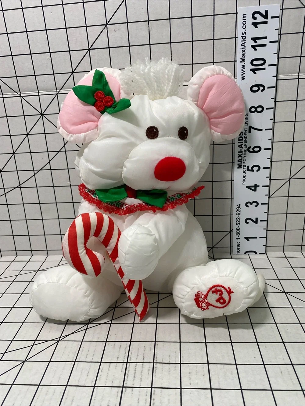 The 1988 Fisher-Price Puffalump White Christmas Mouse Candy Cane Plush 8033 Nylo